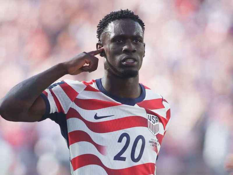 FIFA anuló suspensión de Folarin Balogun; jugará ante&nbsp;Bélgica